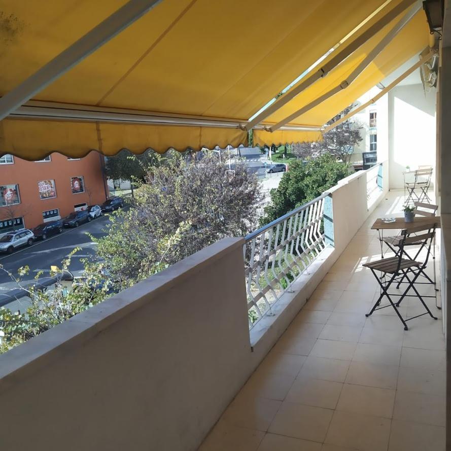 Rostelbem Guesthouse Lisbon Exterior photo